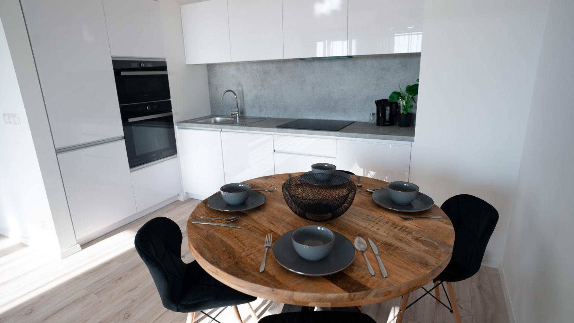 Downtown28 Apartment โปปรัด ภายนอก รูปภาพ
