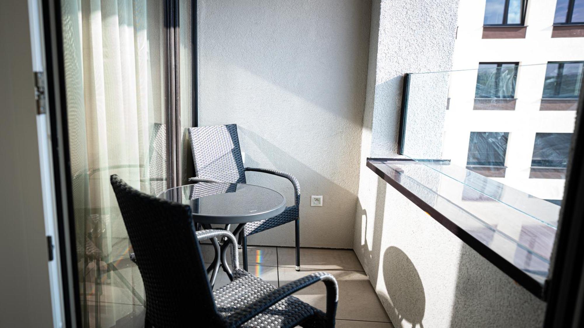Downtown28 Apartment โปปรัด ภายนอก รูปภาพ