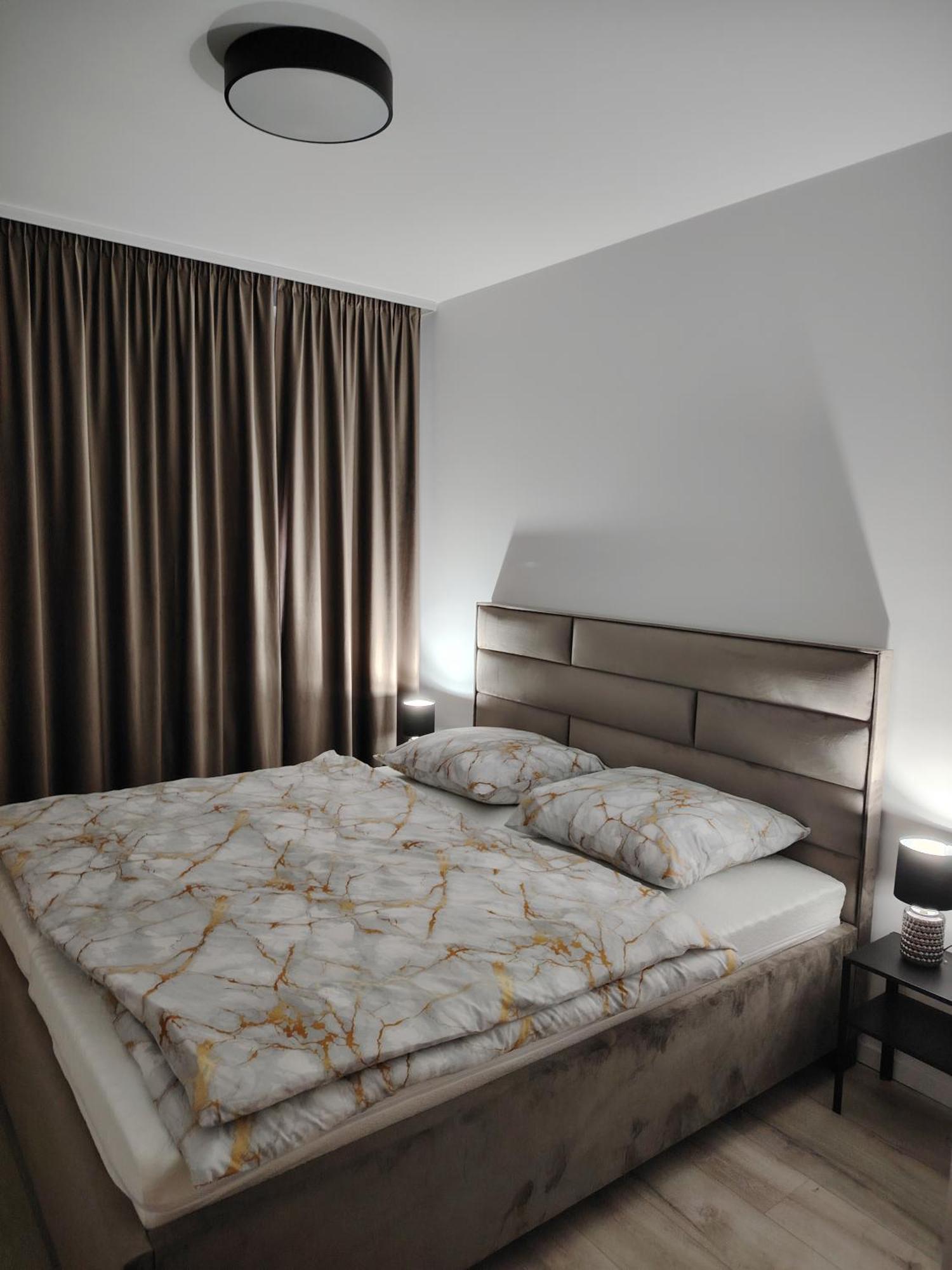 Downtown28 Apartment โปปรัด ภายนอก รูปภาพ